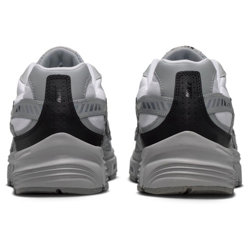 Nike Initiator